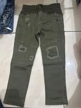 Celana jeans hijau zara boys