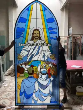 Kaca patri gambar yesus dunia
