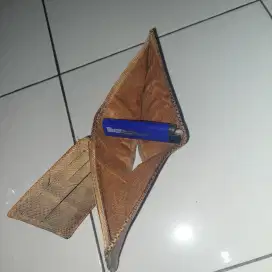 Dompet  kulit asli banyak tempat kartu