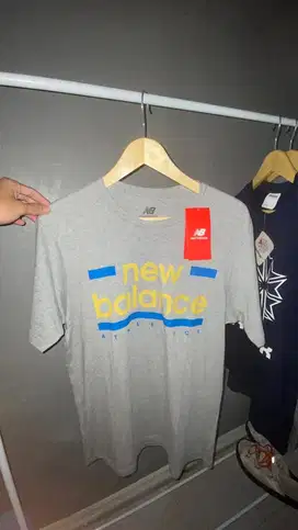 Kaos New Balance Grey