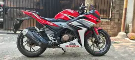 Jual cepat Honda CBR 1 nama,