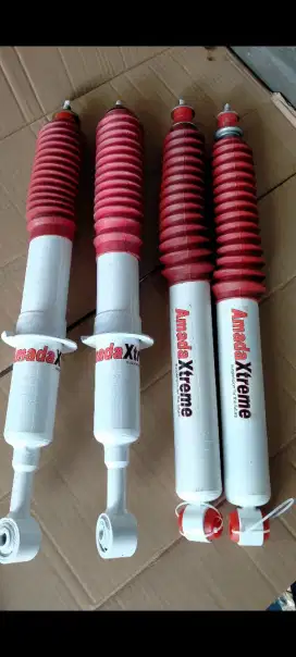Shock absorber Amada exteam depan blkg buat mobil Toyota Fortuner