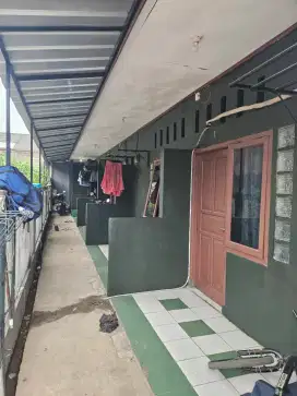 Kontrakan 3 Pintu Strategis Pengasinan Rawalumbu Bekasi