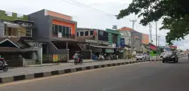 RUKO 2 LANTAI DI JALAN RAYA PROPINSI