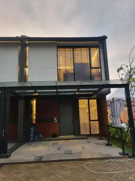 RUMAH 2 LANTAI CENDANA SUITES PARK SERPONG