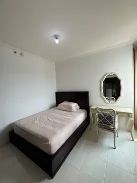 Disewakan Apartemen Mediterania Garden 2, 2BR Furnished