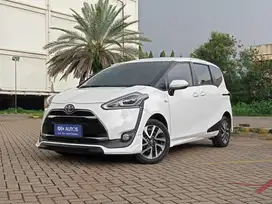 [OLXmobbi] Toyota Sienta 1.5 Q Bensin-AT 2016 Putih
