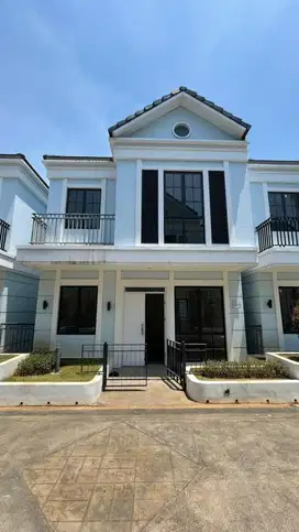 Dijual rumah Double Decker