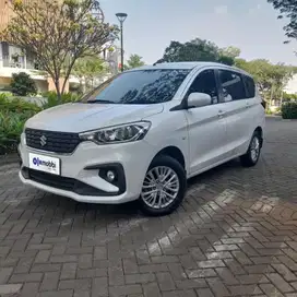 Suzuki Ertiga 1.5 GL Bensin-MT 2020 Putih /