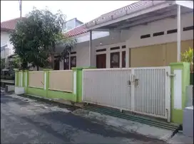 Dijual rumah siap huni di Metro Margahayu Raya