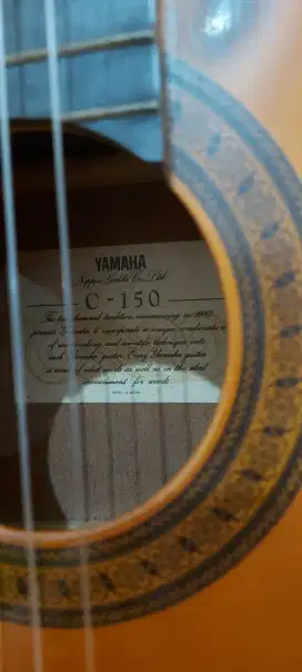 Gitar akustik Yamaha C 150 vintage