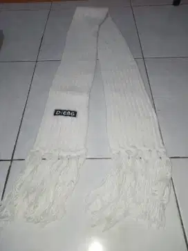 Syal leher merk dieng asli, P200cm L15cm, kondisi ok, bisa nego