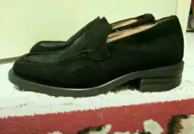 Sepatu kerja cowok Second Branded