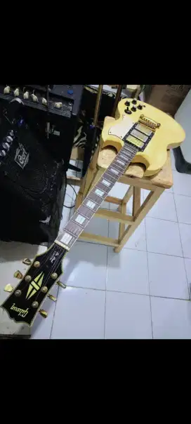 Gibson SG Custom