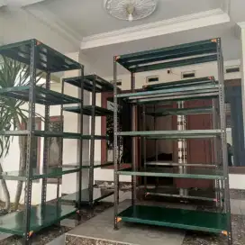 Rak Besi Serbaguna