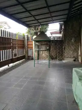 Dijual rumah di Margahayu Raya lokasi strategis & jalan lebar