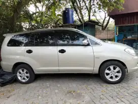 Toyota kijang Innova 2007