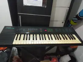 Piano Yamaha psr 6 kondisi normal plus penyangga