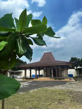 Jual Lahan 1502m² dengan Pendopo Unik + Kafe, Fasilitas Lengkap!