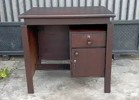 Meja Kantor Kayu Jati Minimalis Uk. 1 Meter Terbaru Finishing Alusan