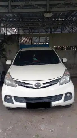 Dijual mobil Daihatsu Xenia bekas