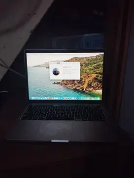 Macbook Pro 13 2019 i5 16 500gb