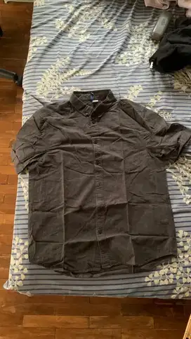 Kemeja H&M Divided