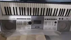 Keyboard Yamaha tipe E403