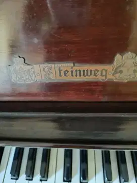 Jual piano merk S teinweg (lawas)