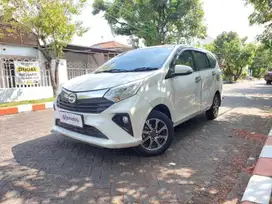 DP RENDAH Daihatsu Sigra 1.2 R Bensin-MT 2022 Putih wZT