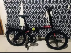 Sepeda lipat Pacifik 20in