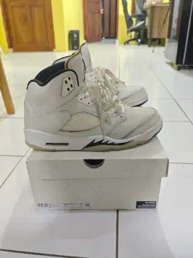 Sepatu Nike Air Jordan 5 Retro SE Original Authentic