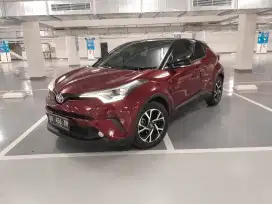 Km 30.000 Toyota CHR 1.8 Hybrid AT 2019 asli bali gress