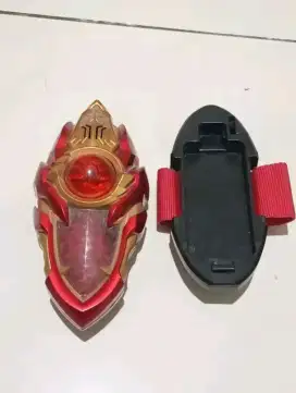 Gelang Ultraman BANDAI