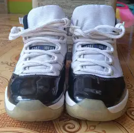 Sepatu Air Jordan 11 Retro Concord