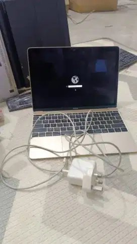 DITAMPUNG MACBOOK PRO/AIR, IPHONE, IPAD BARU BEKAS COD SE-JABODETABEK