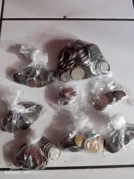 Uang kuno asing dan rupiah