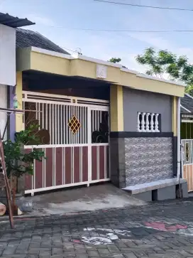 Rumah Utara Toll gondangrejo