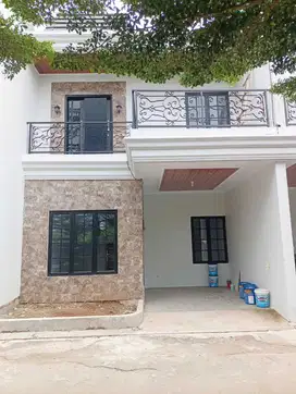 Di Jual Rumah Murah 2 Lantai Modern samping Tol Cijago Depok