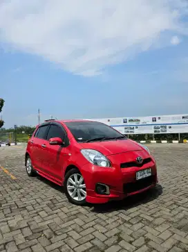 Yaris E transmisi manual,mobil terbandel dan terhemat irit