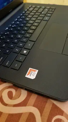 Laptop HP-14-BW0XX AMD A6