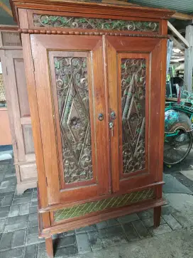 almari serenan jati asli