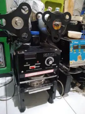 Cup sealer semi otomatis