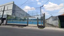 TERMURAH!! Rumah harga tanah pinggir jalan besar SOLO kota