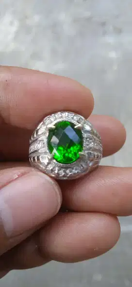 Cincin batu aquamarine