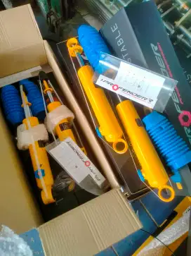 Shock absorber provender buat mobil Toyota Innova depan merk bisa STEL