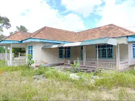 Tanah di Sungailiat Dijual Hanya 99000/Meter  LT 7300 m2 + Rumah Besar