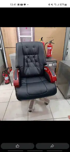 kursi direktur jumbo