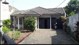 Rumah Lama Terawat Turangga Buahbatu Harga Dibawah Pasaran