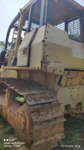 CAT D7 2010 Samarinda
Dozer CAT